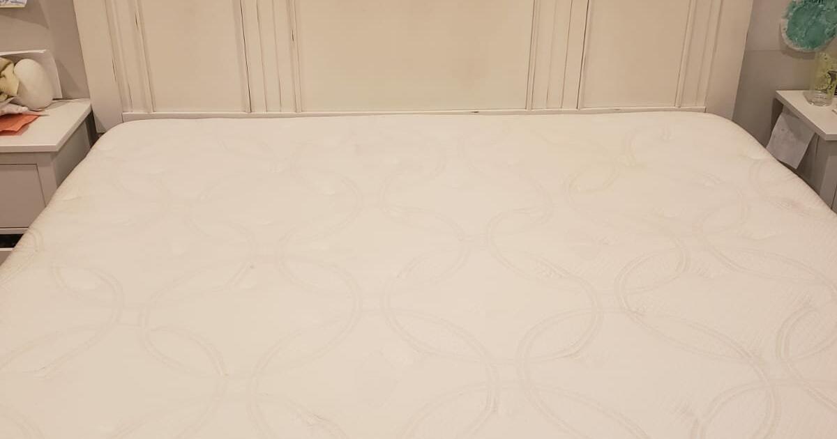 P5 select comfort sleep number bed for 400 in Ventura, CA Finds