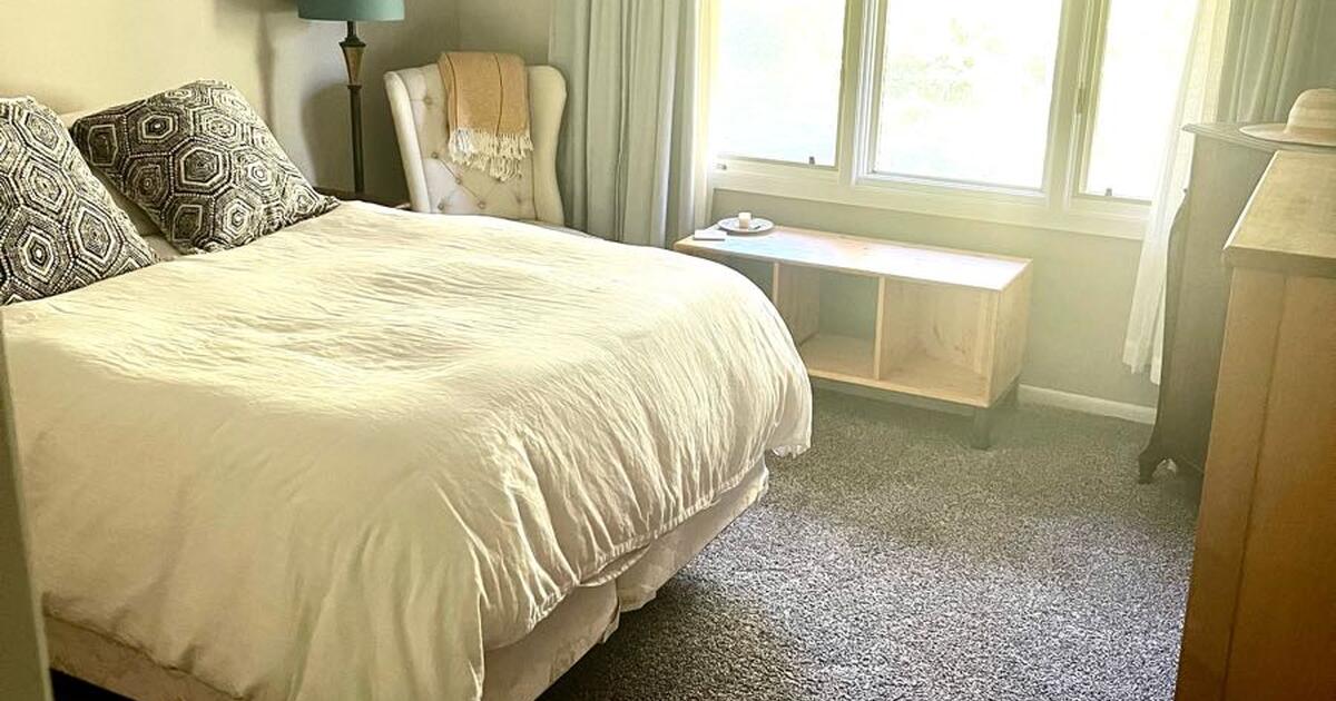 Beautiful furnished townhome for rent for 975 in Bloomington, MN For