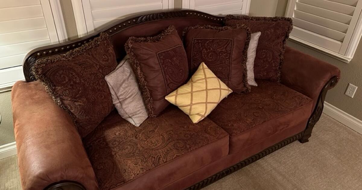 Brown Couch for $70 in Rocklin, CA | For Sale & Free — Nextdoor