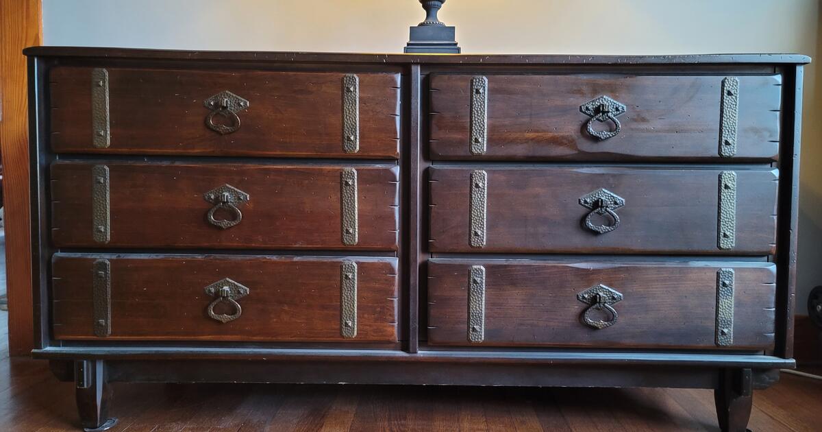 2 Piece Dresser for 200 in Baton Rouge, LA For Sale & Free — Nextdoor