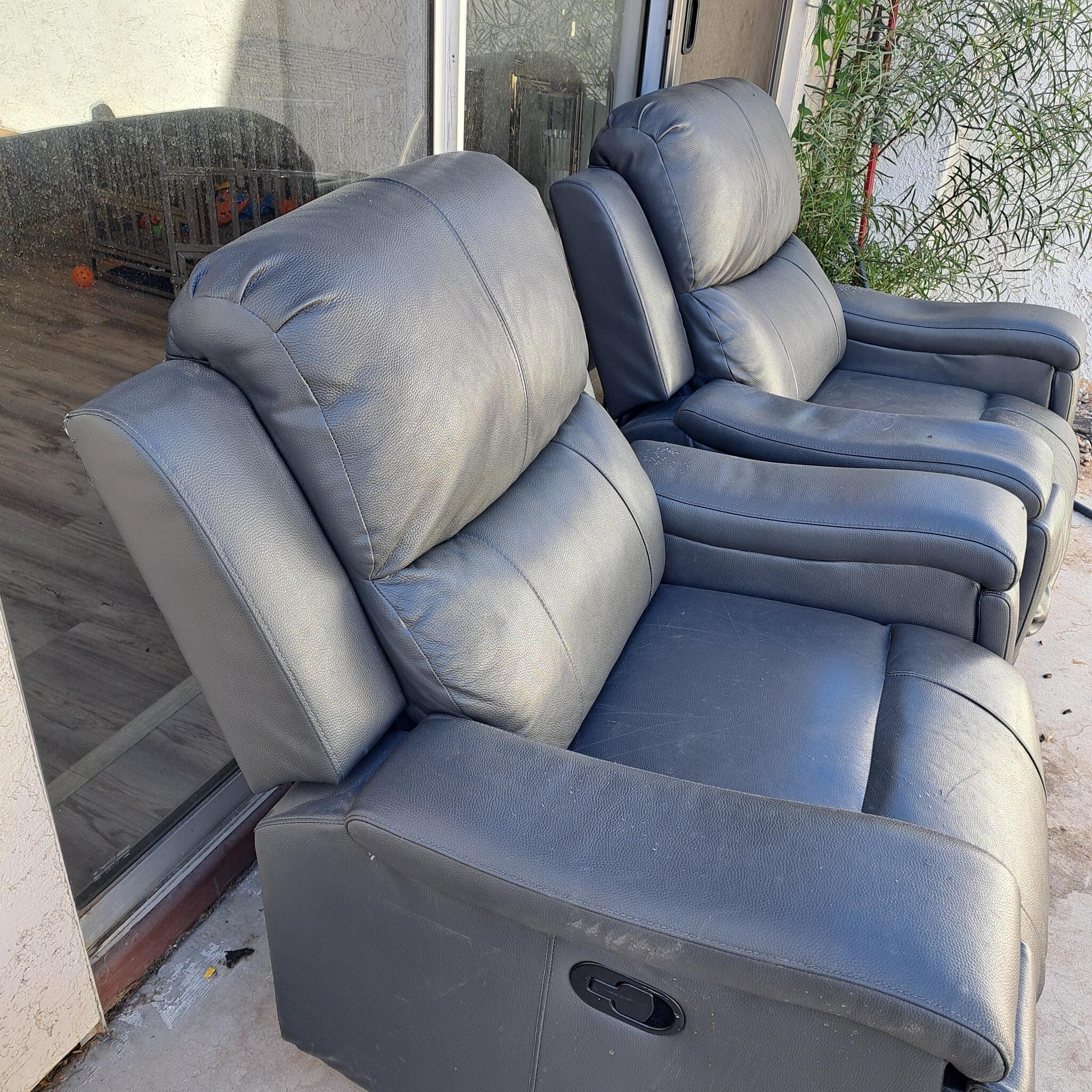 FREE FURNITURE FOR PICK UP for Free in Tempe, AZ For Sale & Free