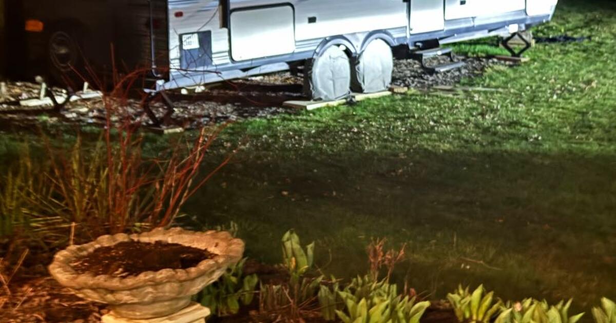 RV for Rent April 8 Eclipse for Free in Youngstown, NY For Sale