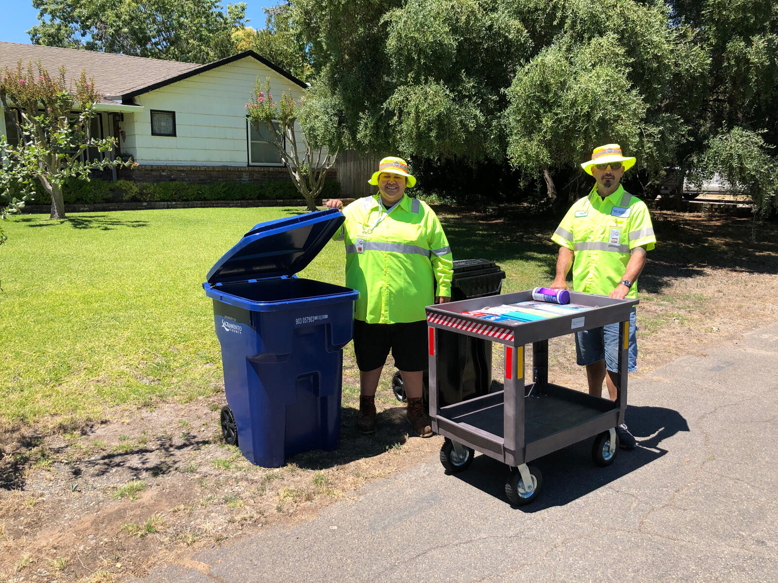Sacramento County Recycling Team is helping you “Know What to Throw