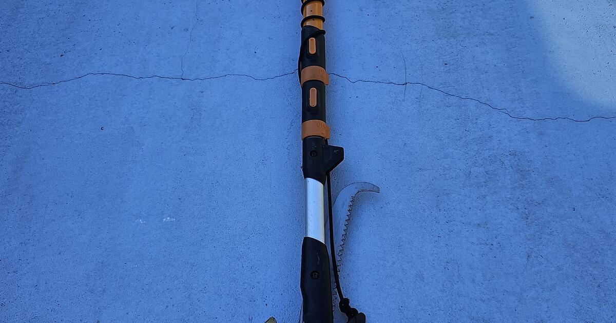 Fiskars Pole Saw And Pruner for 30 in Ocala, FL For Sale & Free