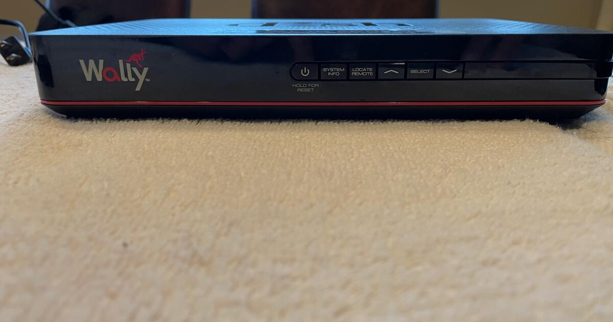 Dish Network Bundle w/Talgater Antenna, Wally Reciever, Remotes, and Hard Drive For DVR