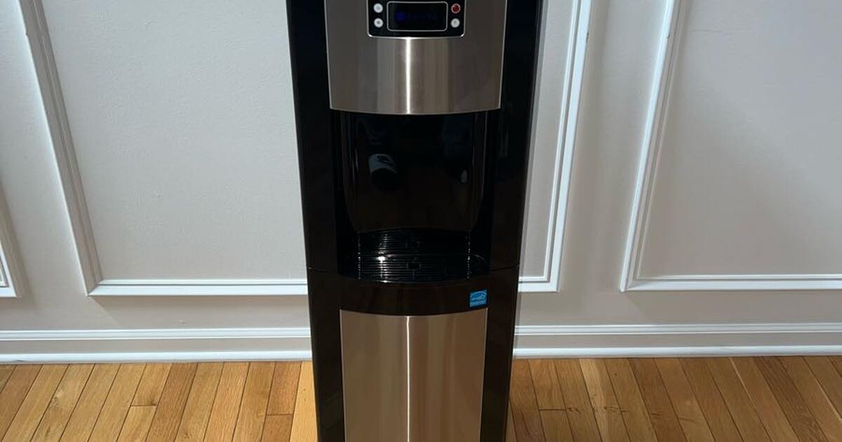 Glacier Bay Bottom Load Water Dispenser in Stainless Steel for 70 in