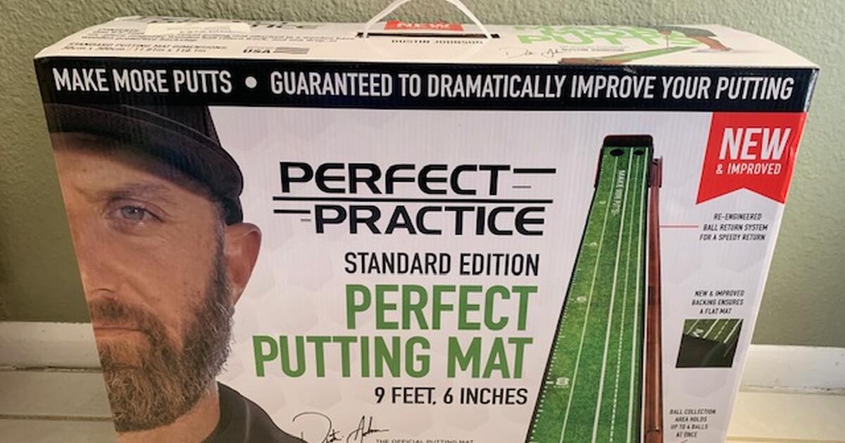 DUSTIN JOHNSON Perfect Practice Putting Mat Standard Edition 9 ft 6