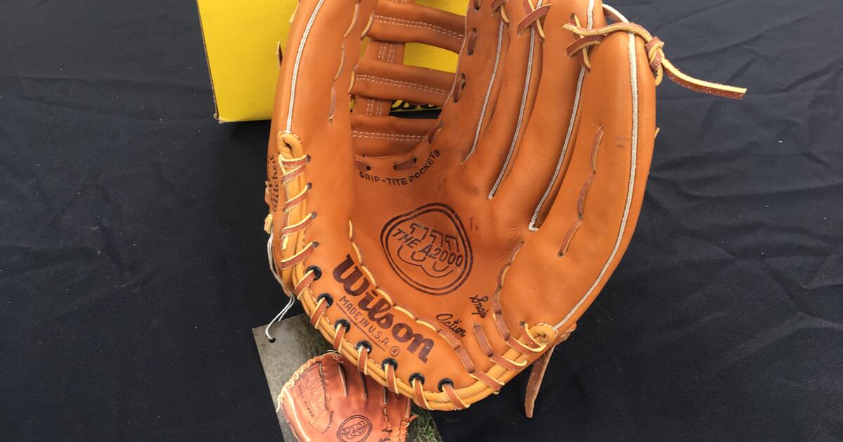 How To Break In A Wilson A2000 Glove