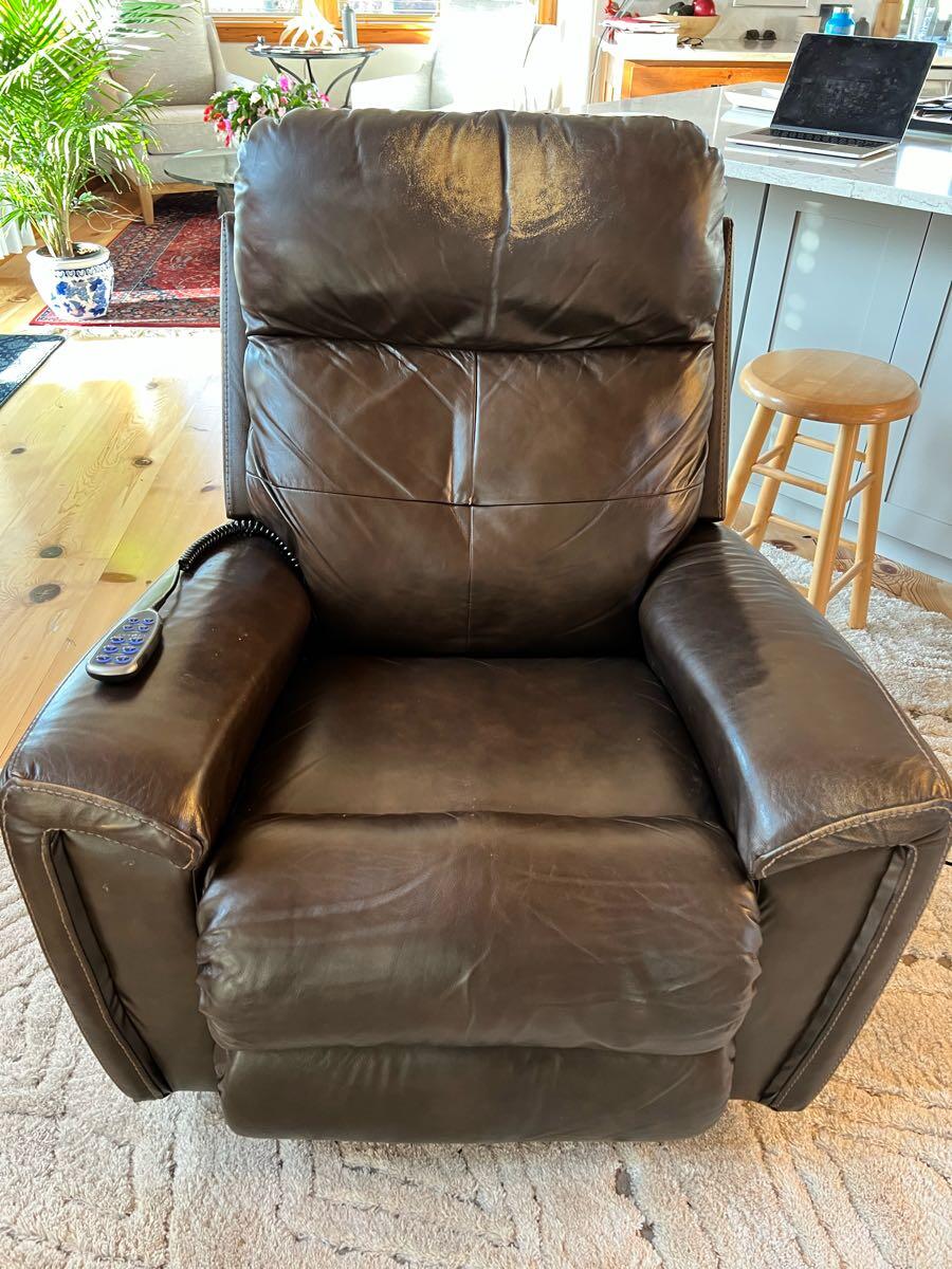 Leather Lazyboy Recliner for 100 in Bozeman, MT For Sale & Free