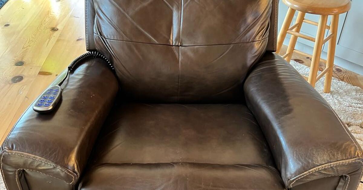 Leather Lazyboy Recliner for 100 in Bozeman, MT For Sale & Free
