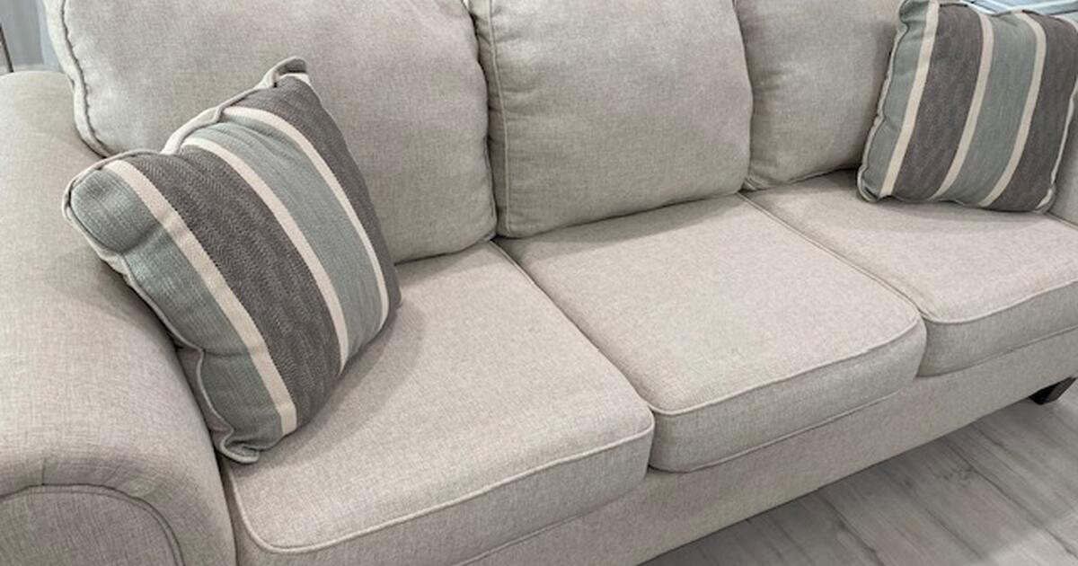 Queen sofa & chair NO LONGER AVAILABLE. THANKS FOR YOUR INTEREST! for