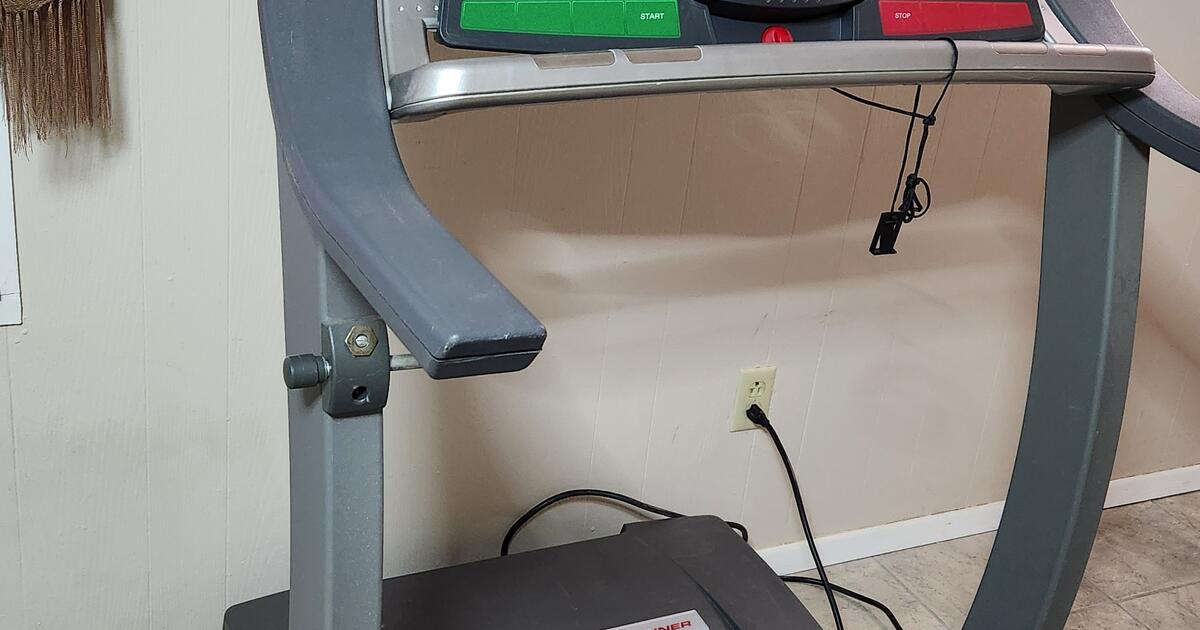 ProForm Front Runner Treadmill (reduced) for 150 in Colorado Springs