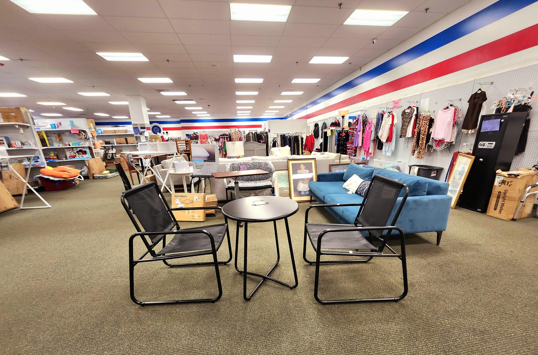 Zion Thrift and Bargain Center for $120 in Greenville, SC | For Sale ...