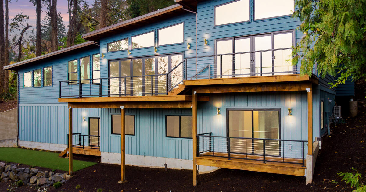 New Construction in Lake Oswego with River Views for 2100000 in Lake