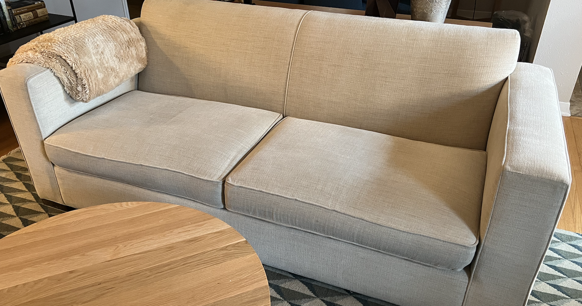 FREE Room & Board Sofa Pickup TODAY! for Free in Minneapolis, MN