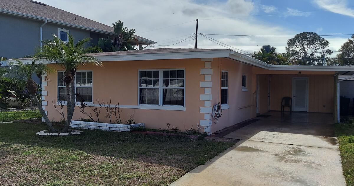 2 Bedroom 1 Bath Carport for 1900 in Dunedin, FL For Sale & Free