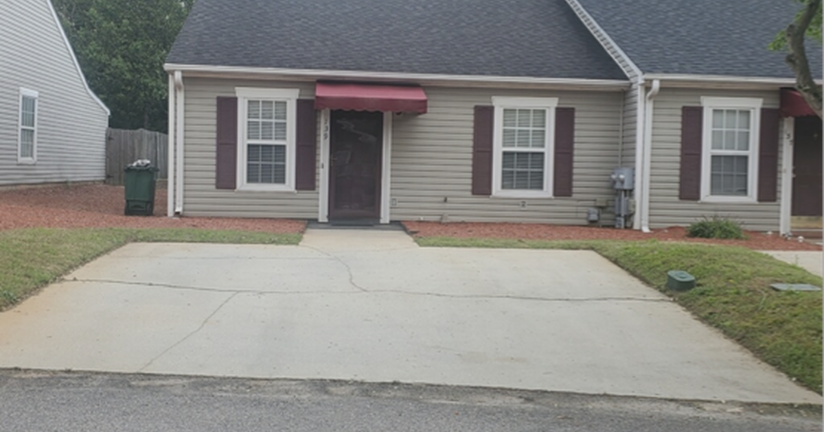 Townhouse 2BR and 2Bath / Masters Week for Rent for 400 in Aiken, SC