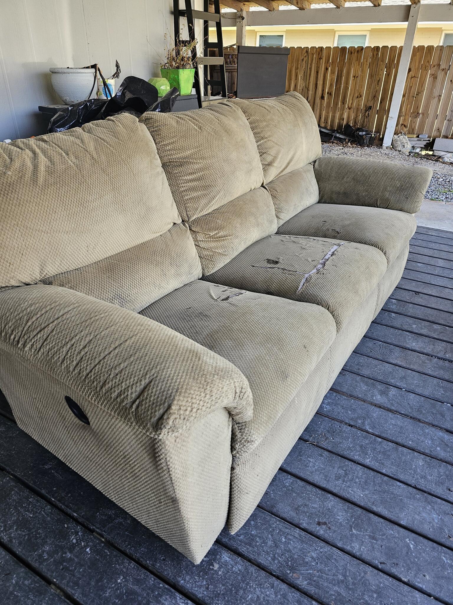 Free 2 recliner couch for Free in Baton Rouge, LA For Sale & Free