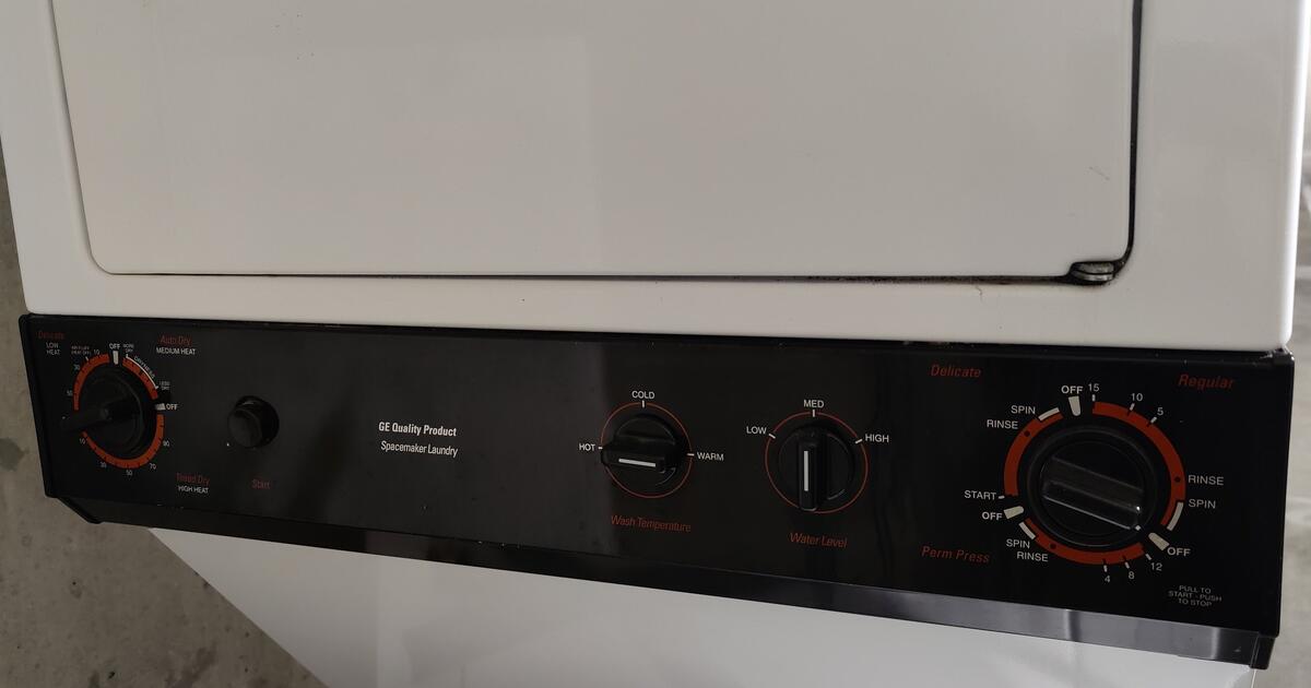 GE spacemaker laundry unit (washer/dryer) for Free in Seattle, WA For