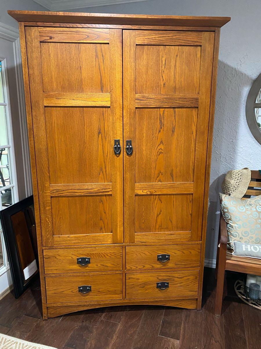 Oak Armoire from Havertys for 105 in Fort Worth, TX For Sale & Free
