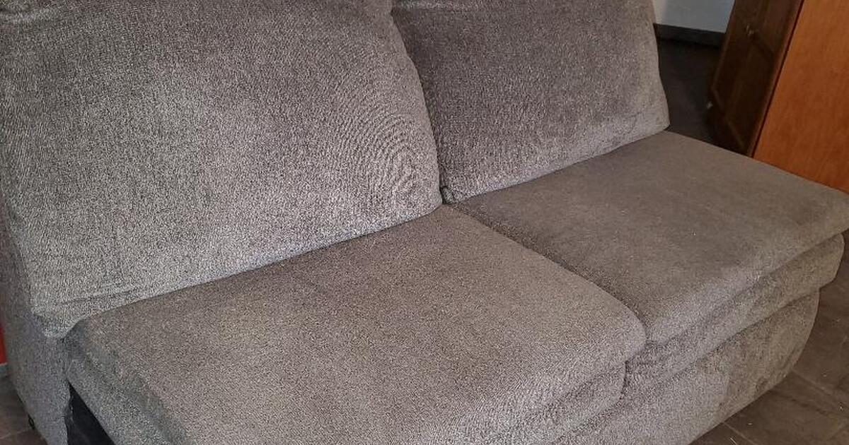 65 inch wide sectional sofa for Free in Rapid City, SD For Sale & Free — Nextdoor