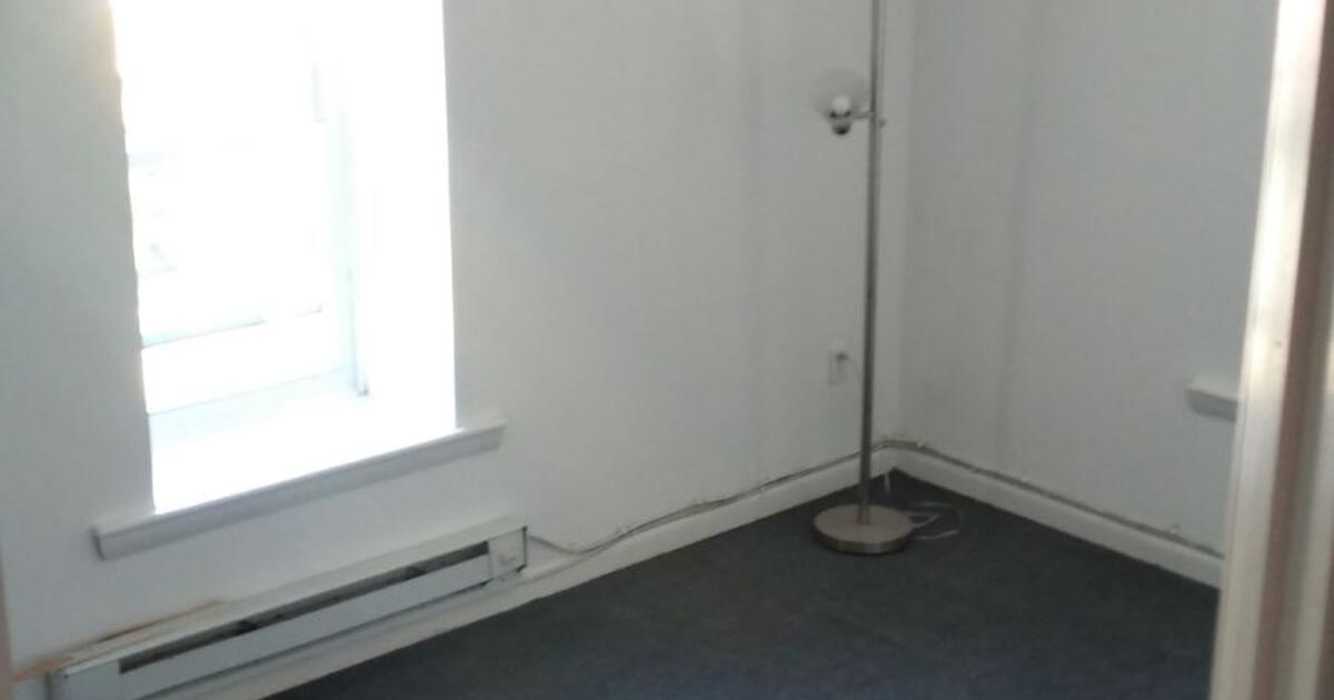 Souderton 3 bed/2 full bath townhome style ..newly renovated for RENT