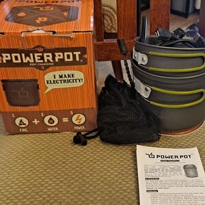 Camping pot, with charging option