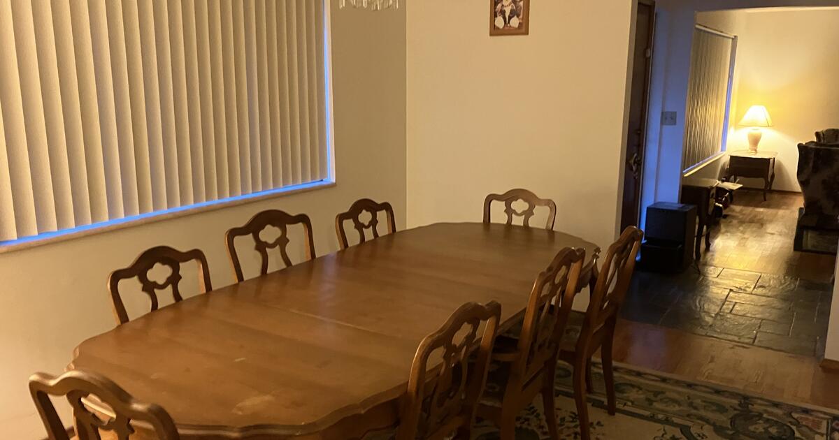 Estate Sale vintage furnitures for 20 in Seatac, WA For Sale