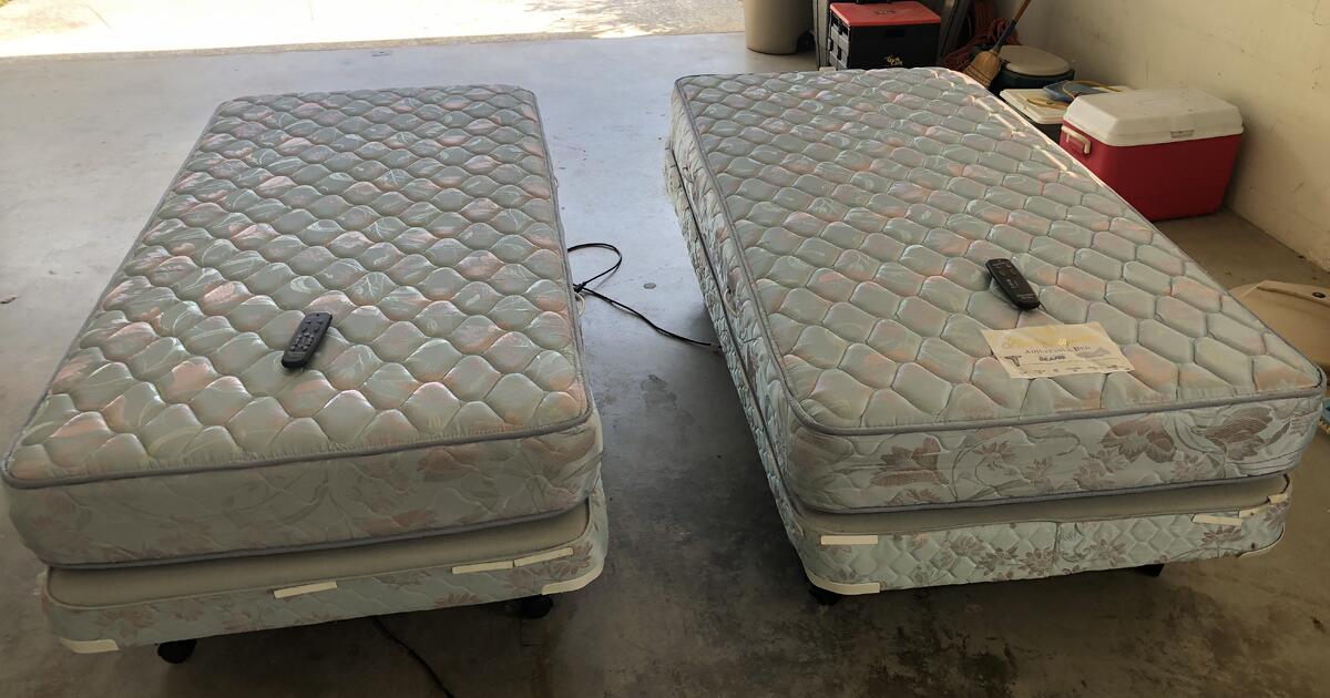 1 (one) Spring Air Twin Adjustable Bed with Simmons Beautyrest