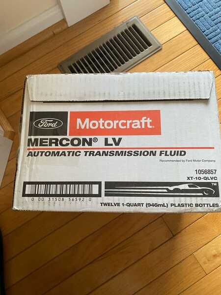ford xt-10-qlvc 5 quart mercon-lv automatic transmission fluid