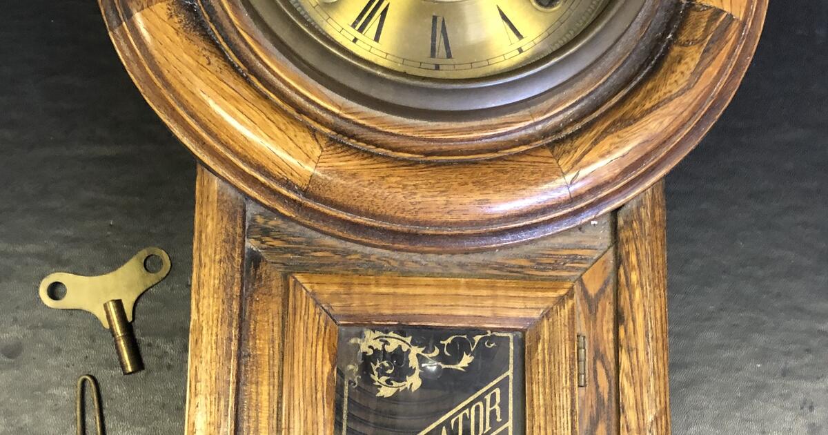 Vintage Regulator Wall Clock for 20 in Houston, TX Finds — Nextdoor