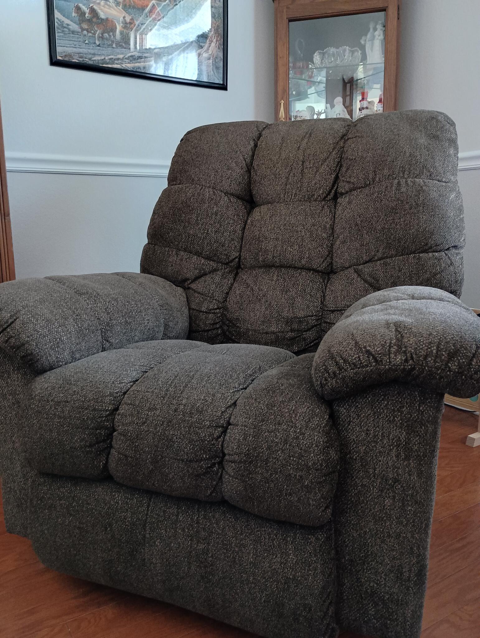Lazy Boy rocker recliner for 150 in Venice, FL For Sale & Free