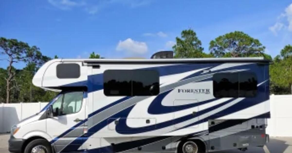 2017 Forest River Forrester 24 Foot - Like new condition 6600 miles for ...