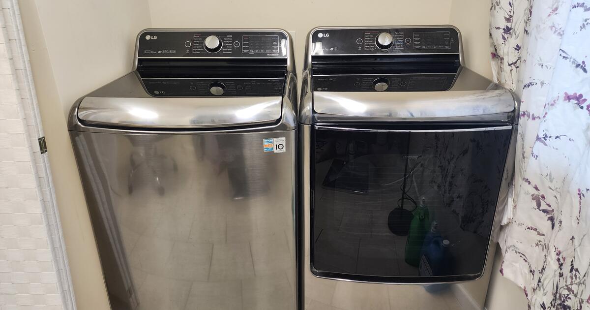 LG Large Capacity Washer/Dryer Pair for 600 in Bloomington, IN For