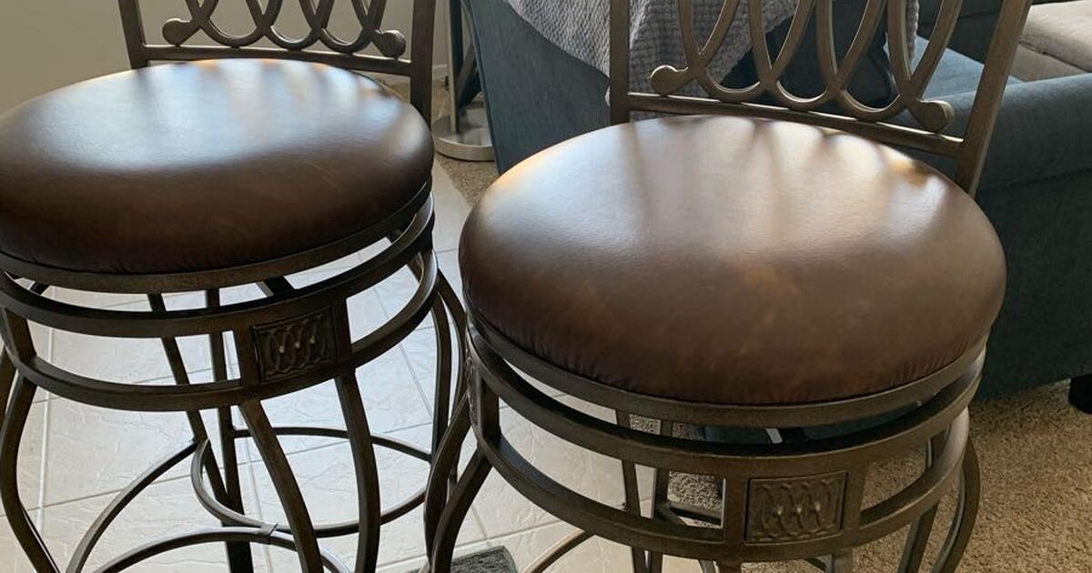 Bar height swivel bar stools 4 for 300 in Glendale, AZ Finds