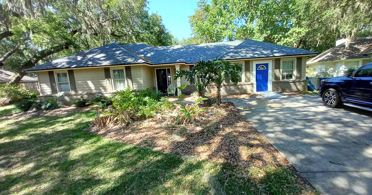 STUDIO ROOM TO RENT, Amelia Island South, Newly Renovated Full Bath