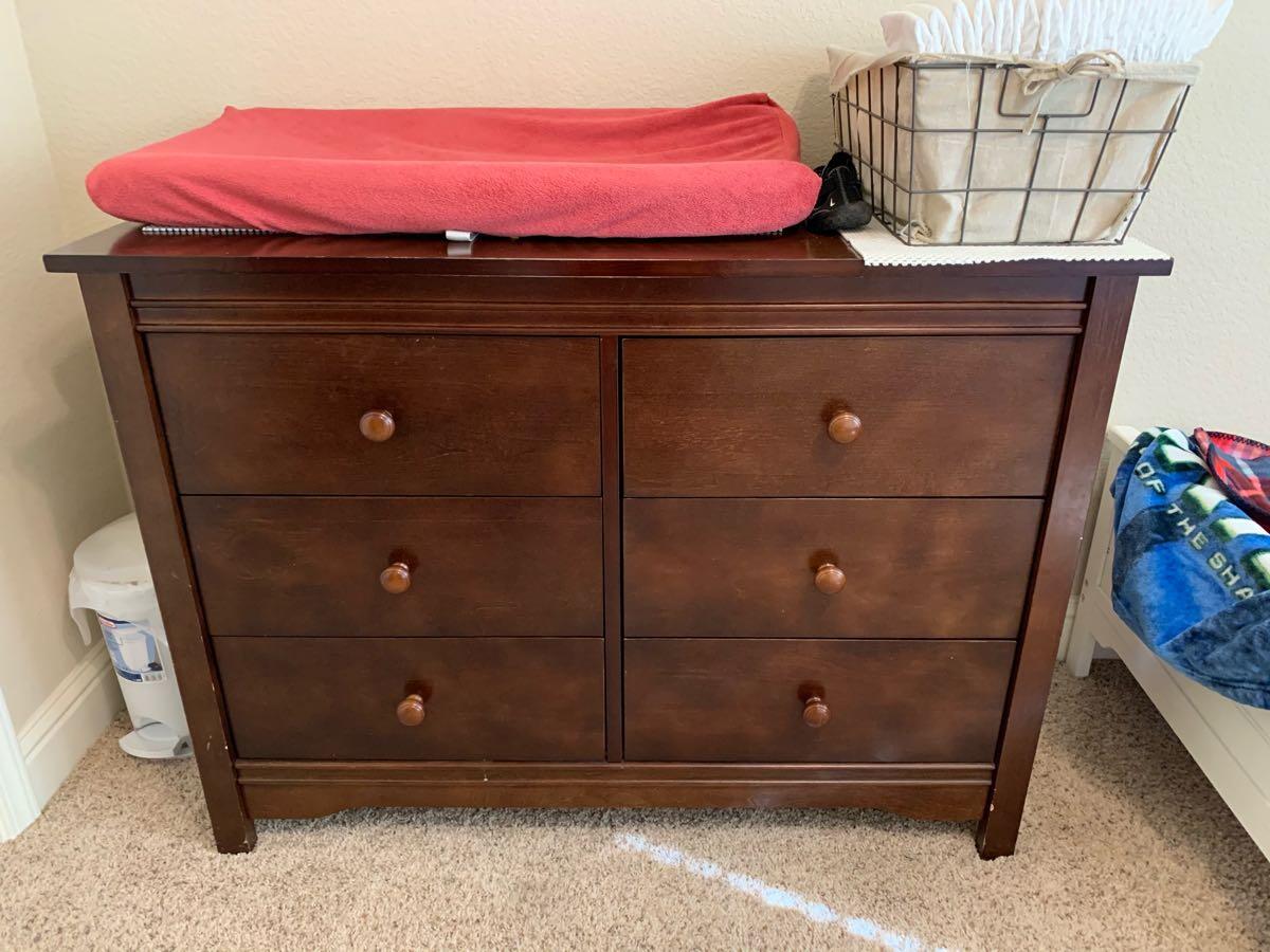 Eddie bauer 2024 changing table