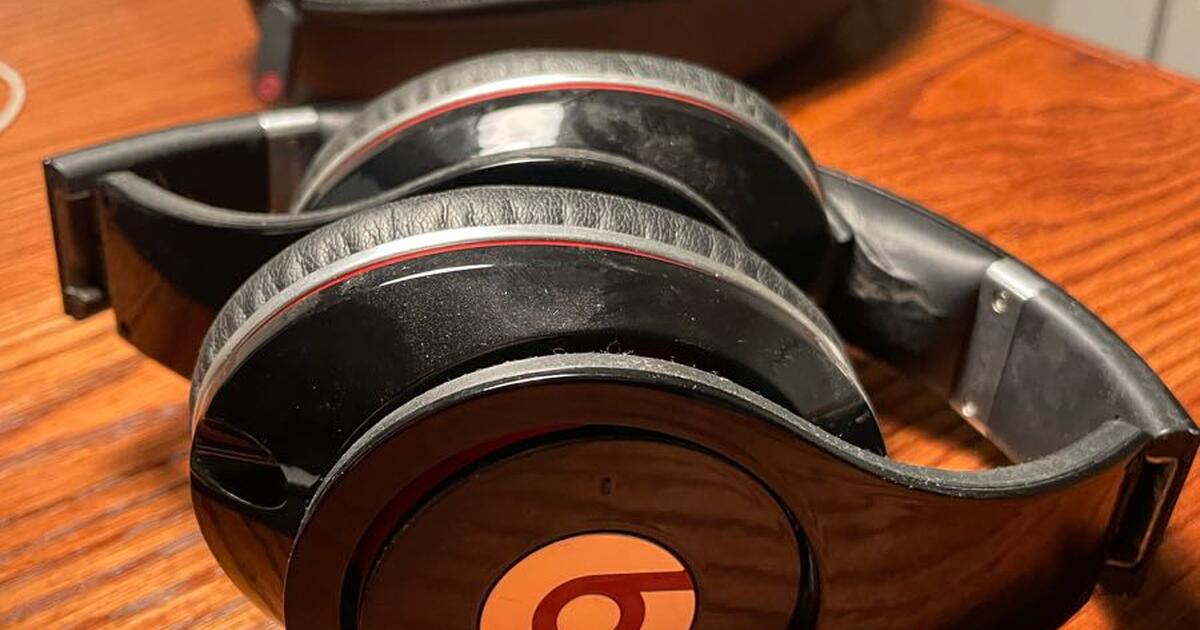 Monster Beats by Dr. Dre Headphones for 45 in Lake Zurich, IL For