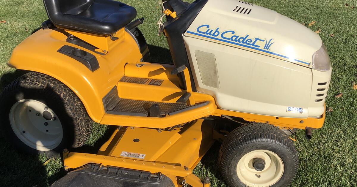Cub Cadet model 2206 lawn tractor, 48 inch cut for 300 in Baldwin, MD