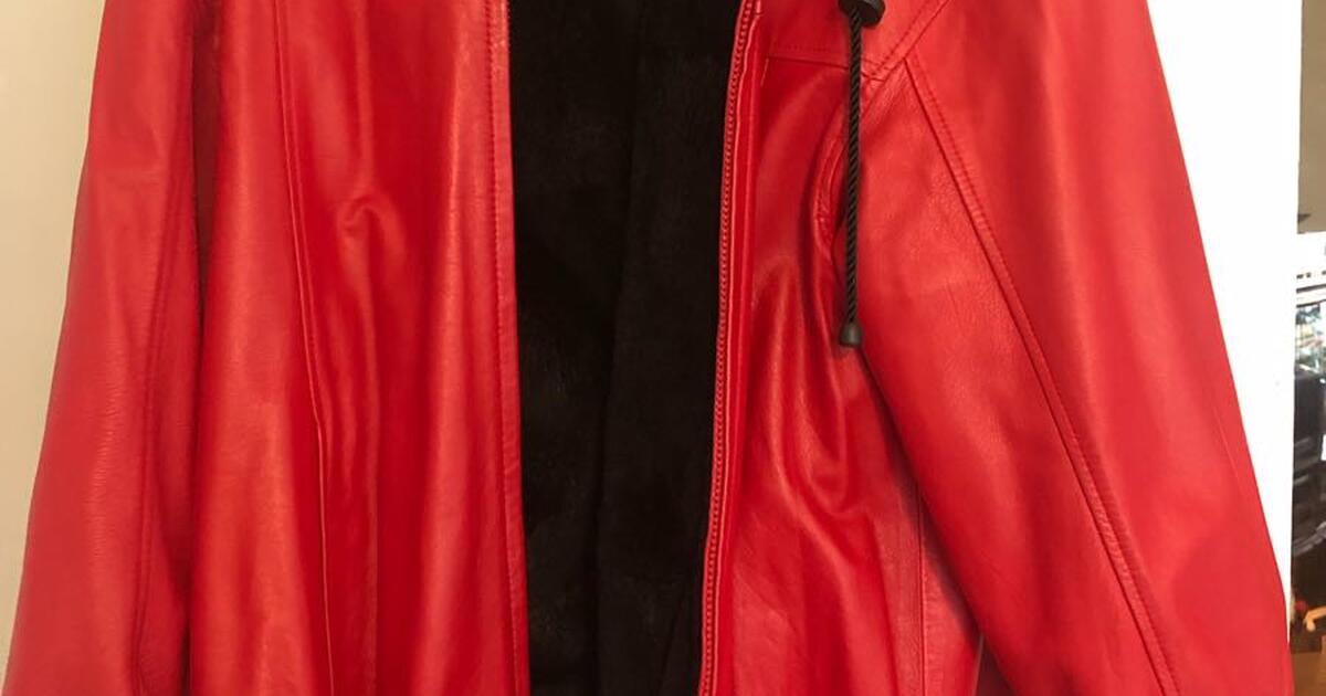 Coats for sale for 10 in Vineland, NJ For Sale & Free — Nextdoor