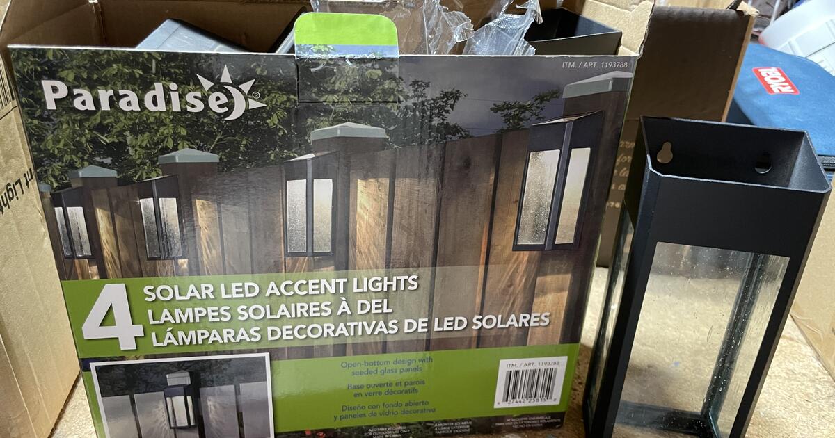 Paradise Solar Lights Not Charging for Free in Oakland, CA For Sale