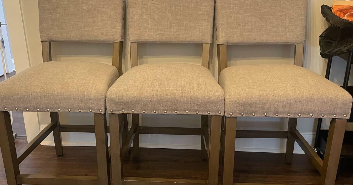 Counter Height Stools/Chairs for 75 in Raleigh, NC For Sale & Free