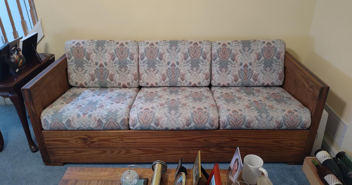 This End Up Furniture for 315 in Macedon, NY For Sale & Free — Nextdoor