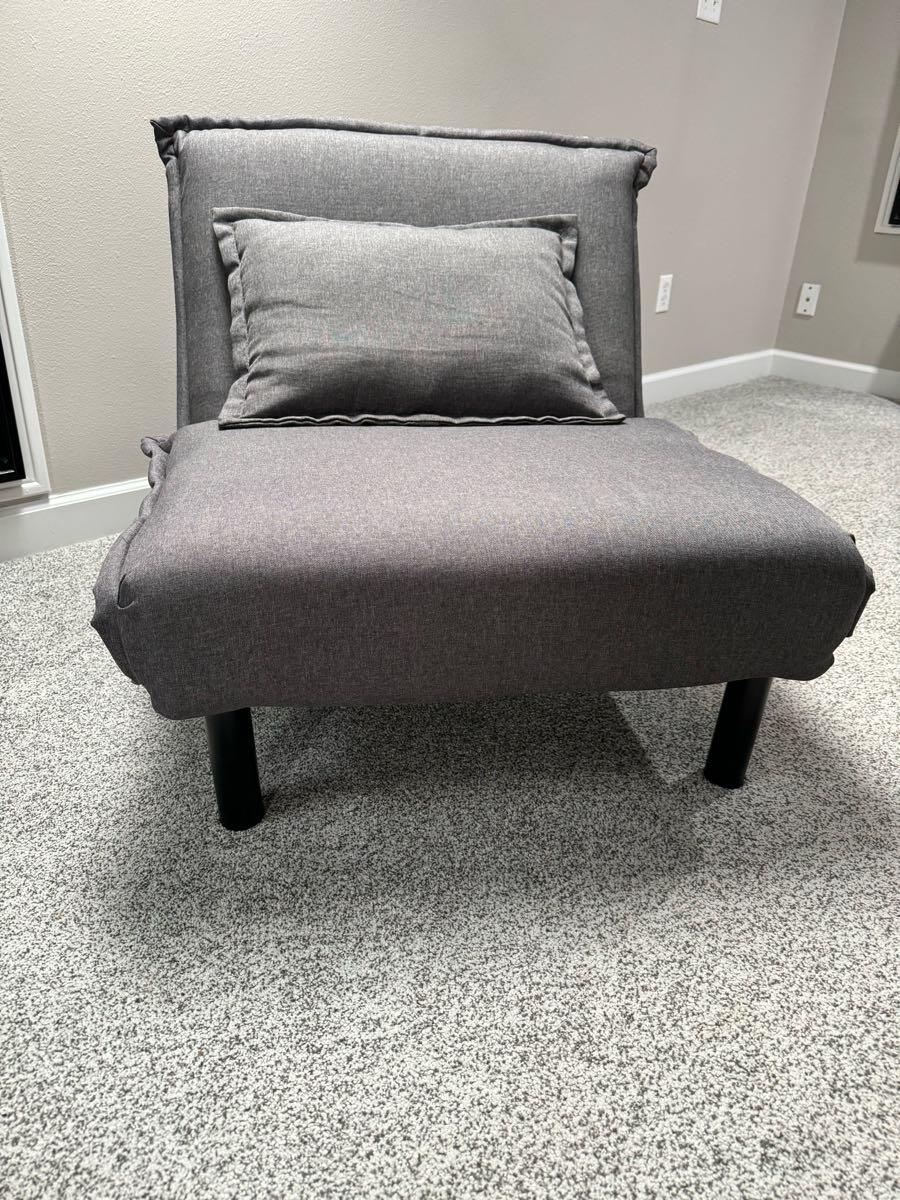 5 Position Chair that Reclines to a chaise lounge for 50 in Dexter, IA