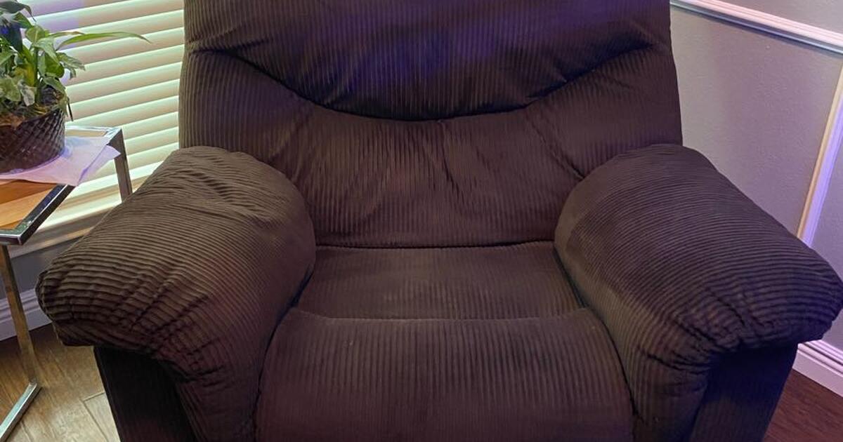 Rocker/recliner FREE must pick up. Today would be a great day to pick