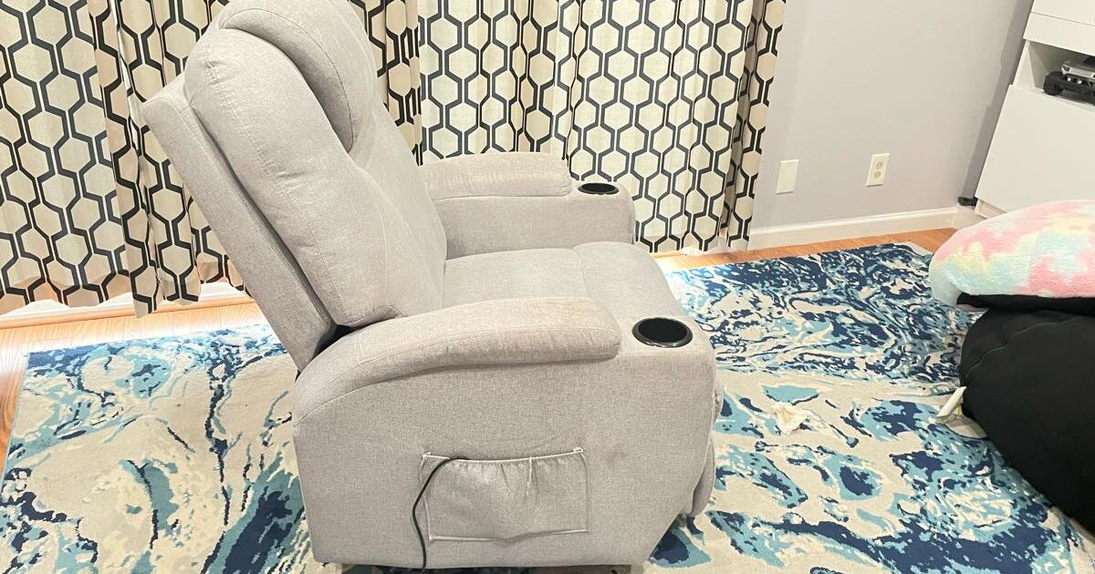 Free Rocker Swirl Recliner for Free in Dublin, CA For Sale & Free