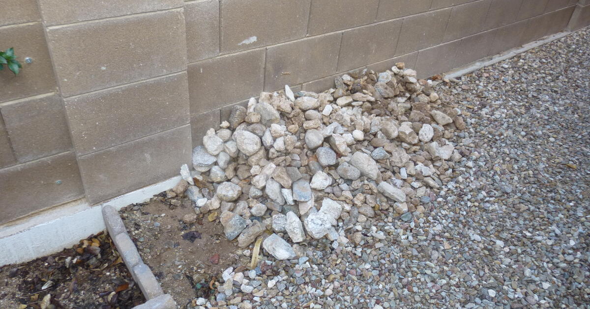 Free stones for fill or landscaping rock for Free in Tucson, AZ For