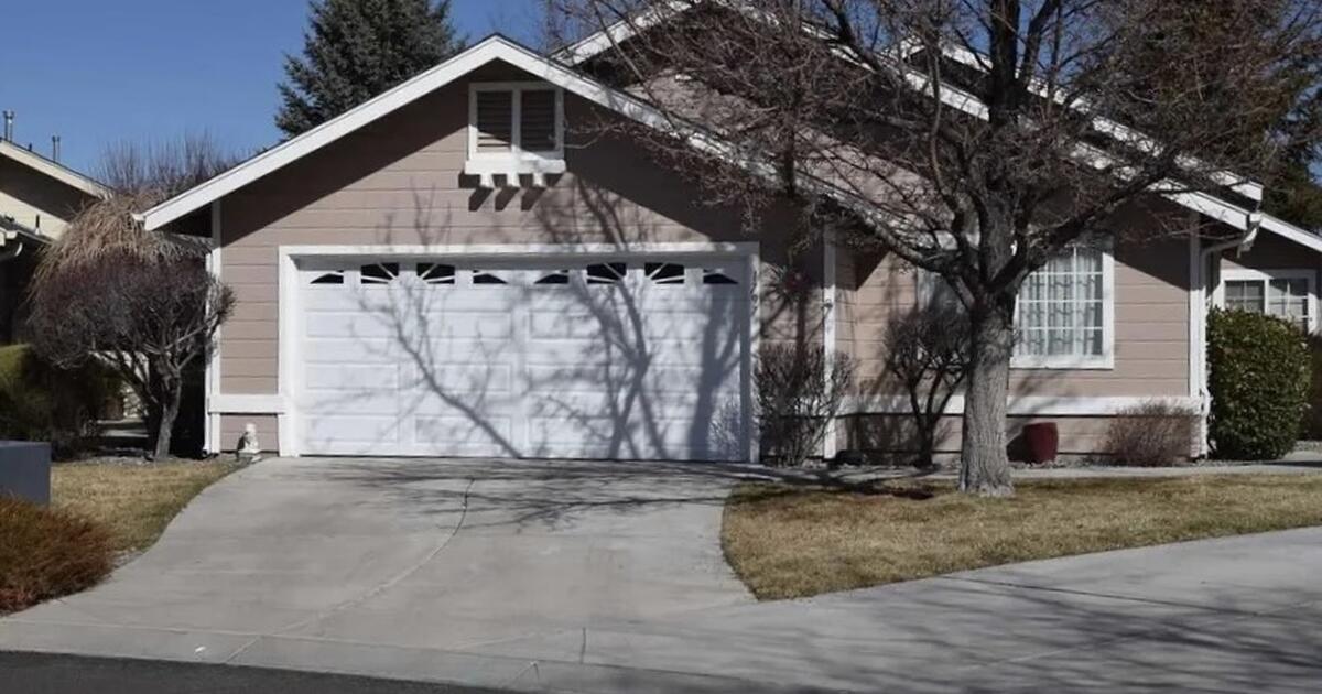 3/2 Minden Winhaven Gardens Home FSBO for 1 in Minden, NV For Sale