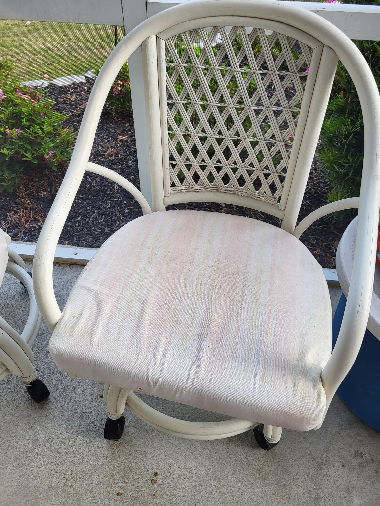 3 rattan chairs for 25 in Shallotte, NC For Sale & Free — Nextdoor