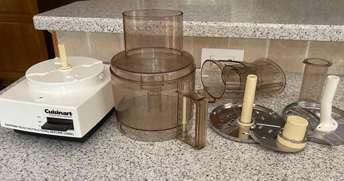 Vintage Cuisinart food processor for Free in Bloomfield Hills, MI For